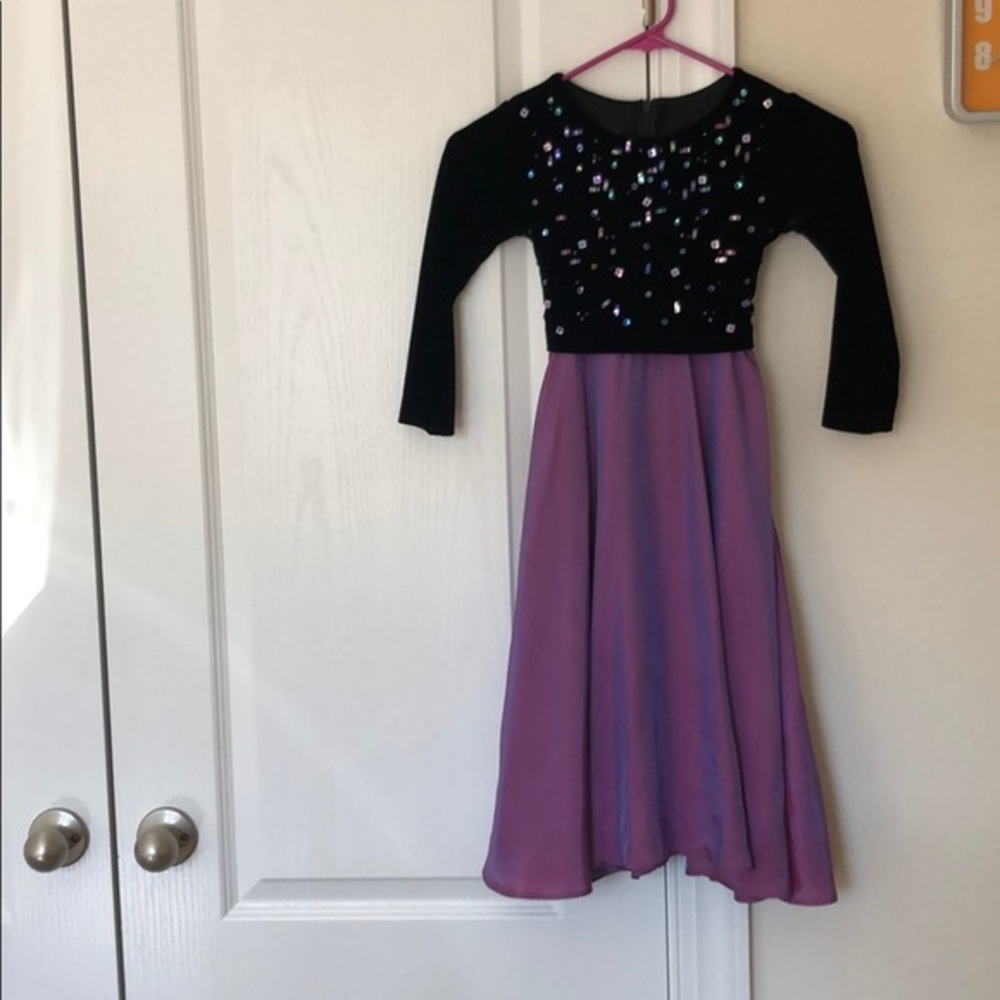 The dress for girls!